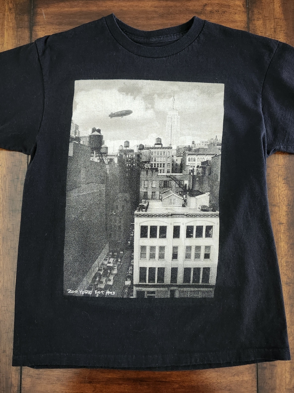 Zoo York Black Tee with Monochrome Cityscape Print Men's Medium